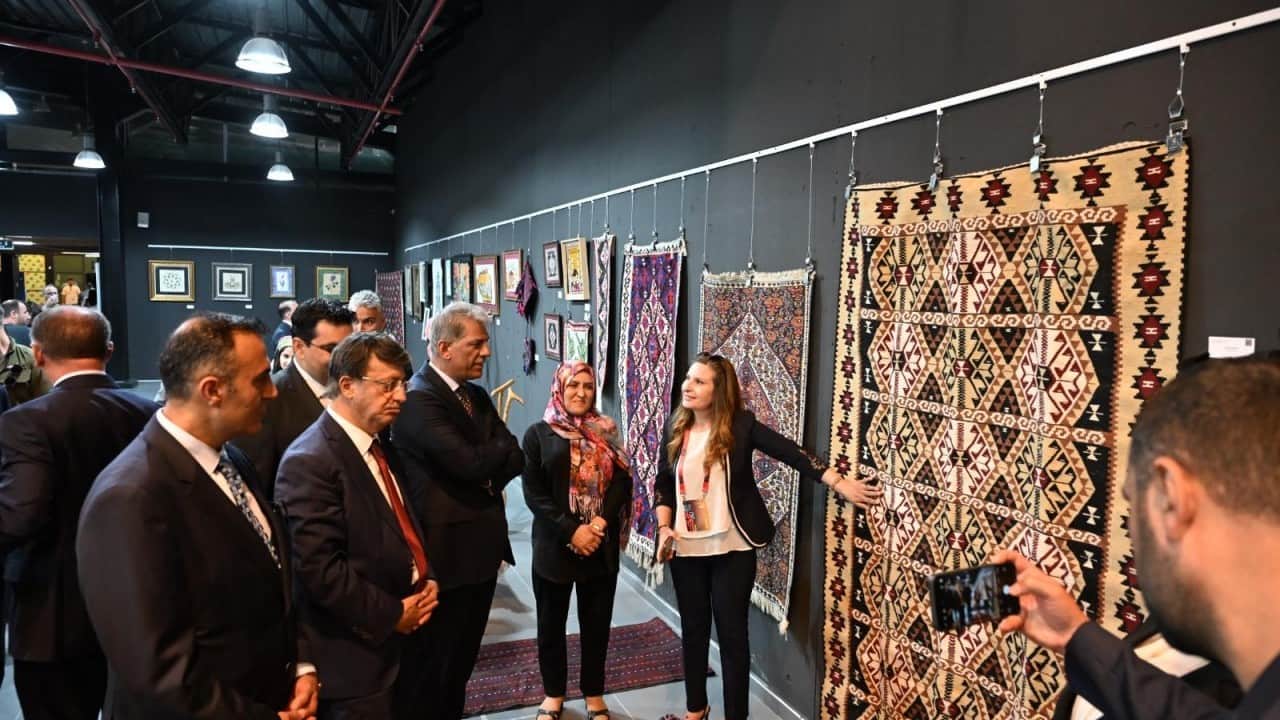 Foto - Van'da dokuz gün sürecek kültür, sanat ve lezzet şöleni başladı...
