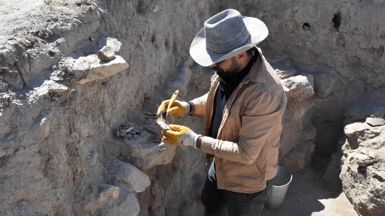 Foto - Van’daki höyükte 5 bin 500 yıllık geçmişin izleri araştırılıyor