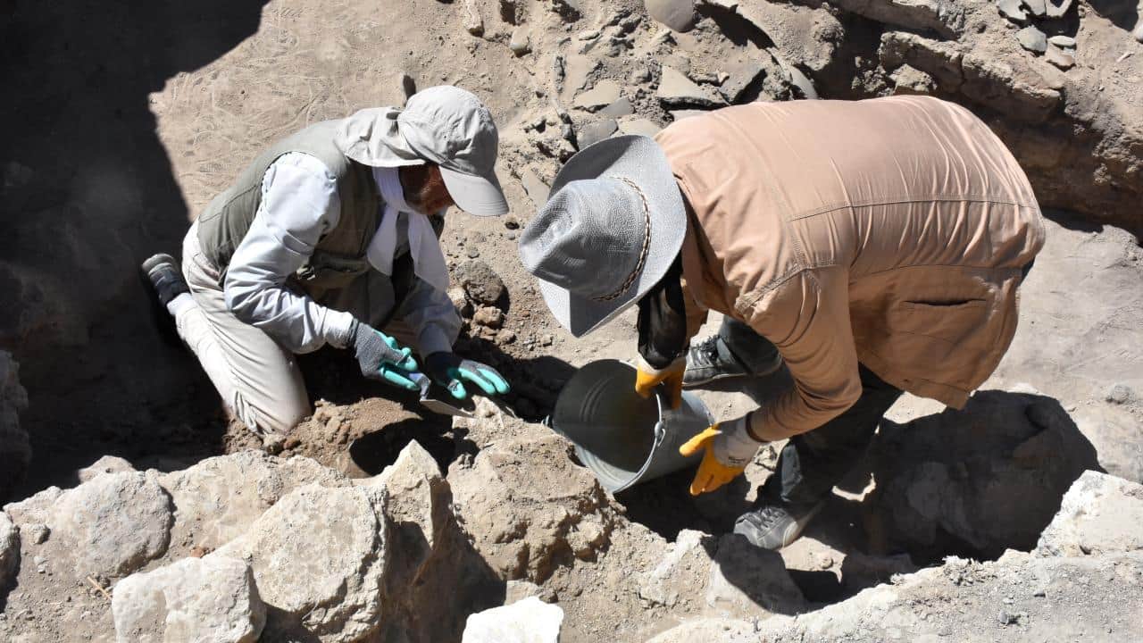Foto - Van’daki höyükte 5 bin 500 yıllık geçmişin izleri araştırılıyor