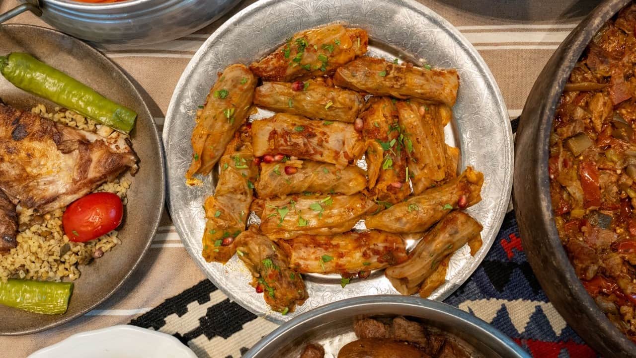Foto - Van'ın gastronomi mirası lezzet noktalarında yaşatılıyor: Otlu peynir, inci kefali ve...