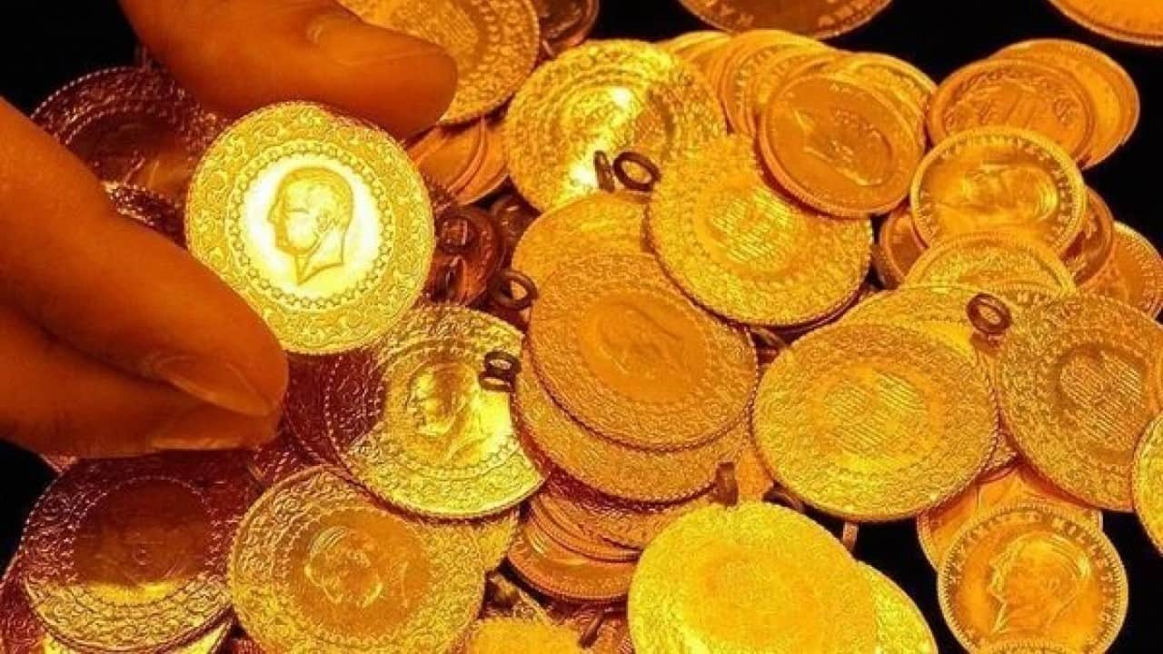 Foto - Vatandaş ne yapacağını şaşırdı: Gram altında '1200 lira' depremi