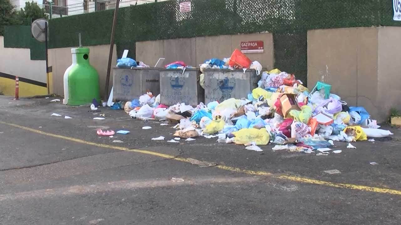 Foto - Vatandaş CHP’li belediyeye isyan! Maltepe değil çöp tepe