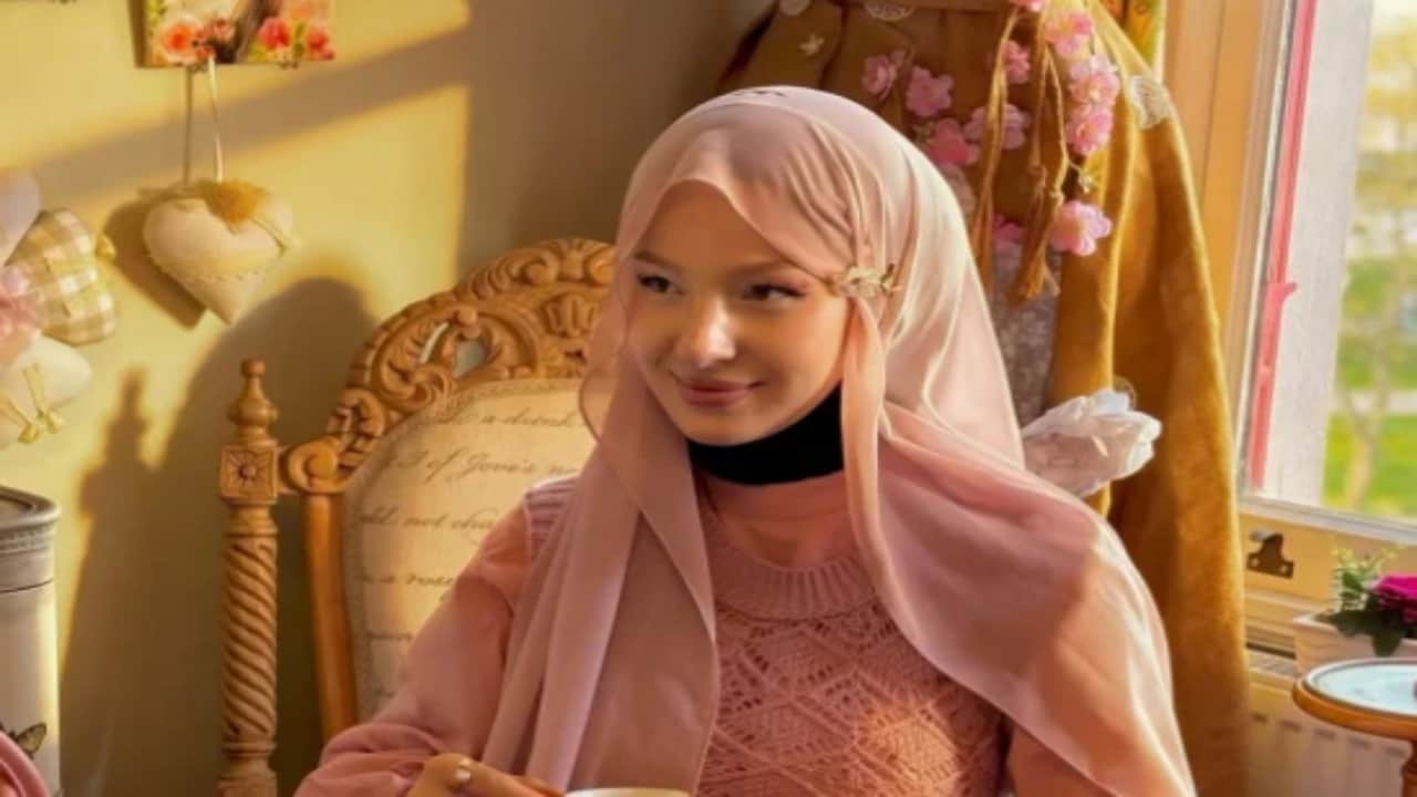 Foto - Vay utanmaz vay! Sözde başörtülü fenomenden tesettürle ilgili skandal sözler 