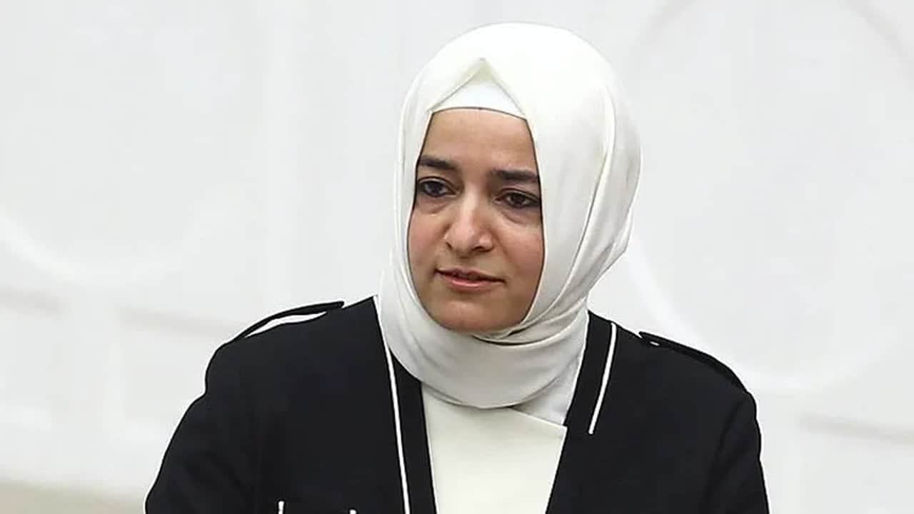 Foto - Ve tüm Türkiye’nin gündemindeki isim sonunda konuştu! Fatma Betül Sayan Kaya’dan iddialara cevap