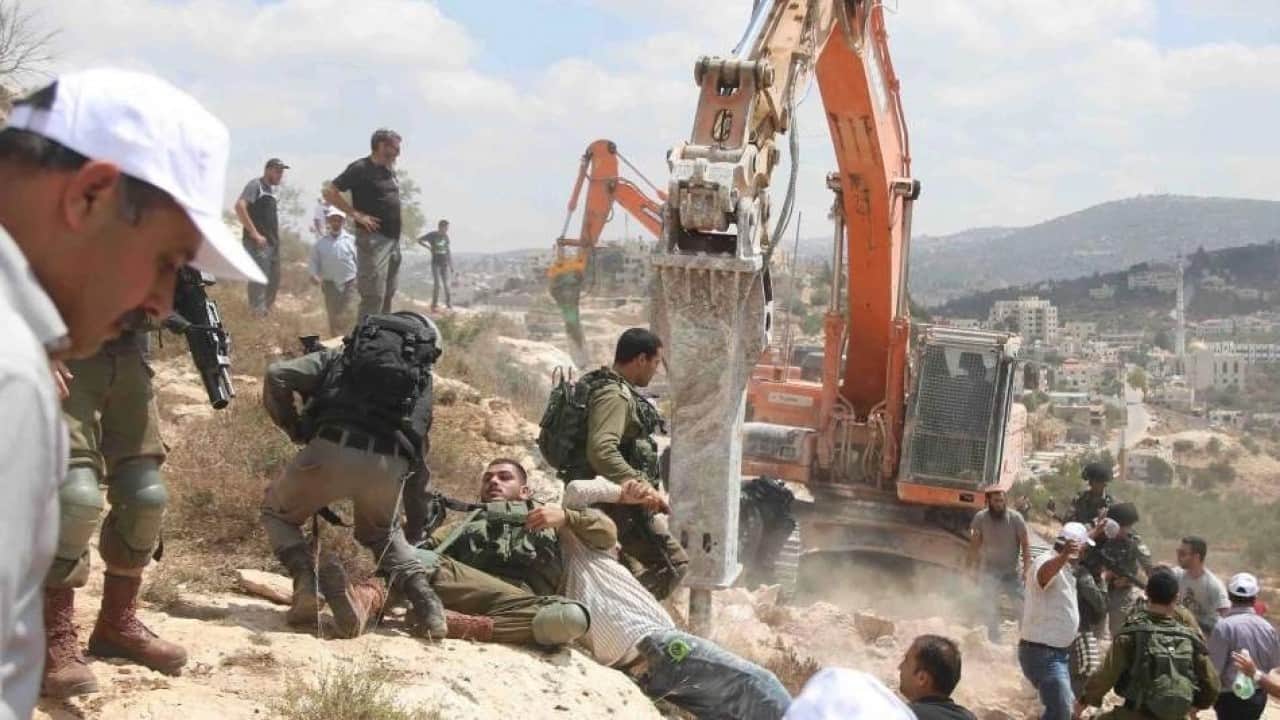 Foto - Yakıp yıkıp soykırım yaptığı yetmedi Dünyanın gözü önünde işgalcisine konut yapıyor