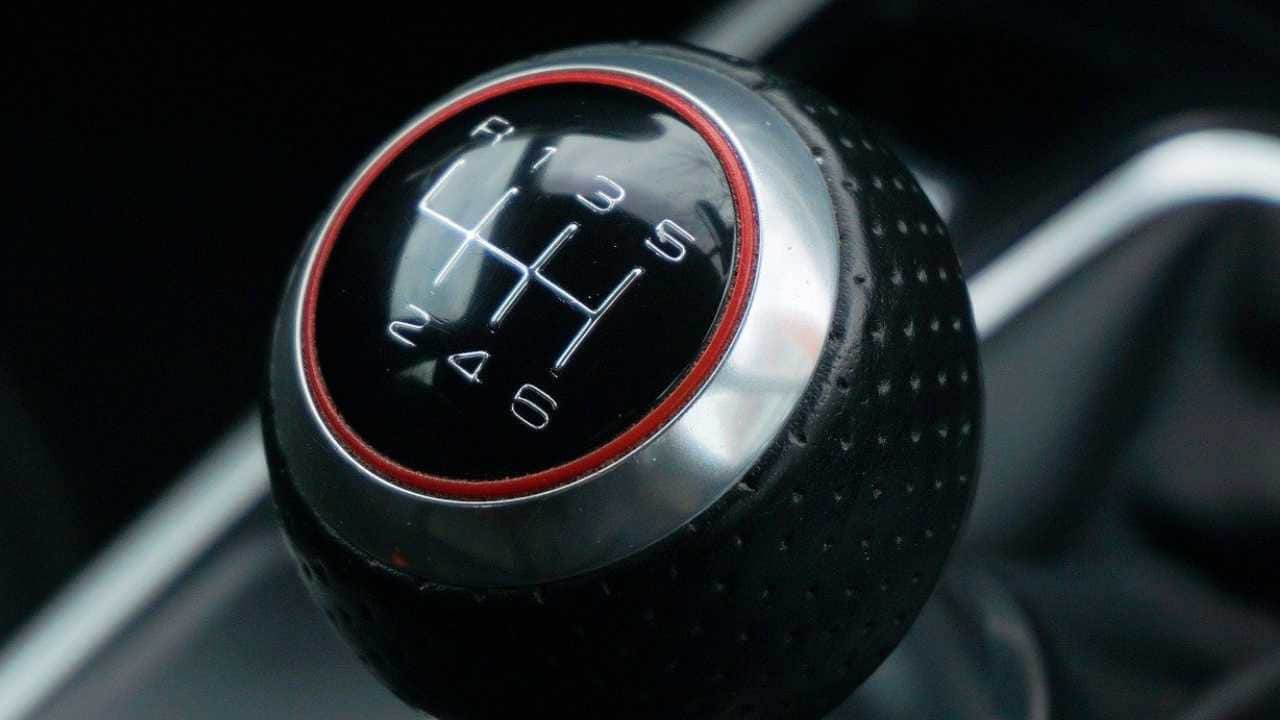 Yakmıyorlar, adeta kokluyorlar! İşte depoyu doldurup aylarca unutacağınız yakıt cimrisi 10 motor ve araç kombinasyonu