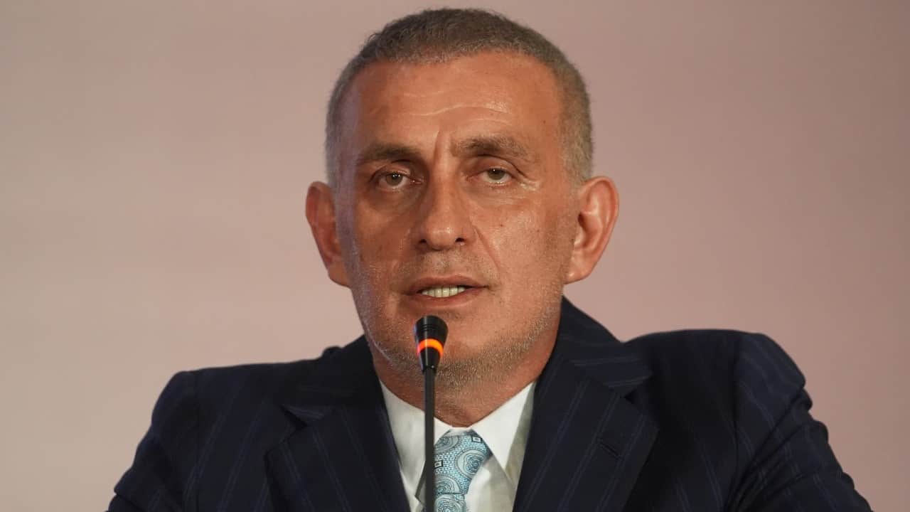 Foto - Yapay Zeka bile 'İstifa' dedi: Hacıosmanoğlu hala top dolaştırıyor