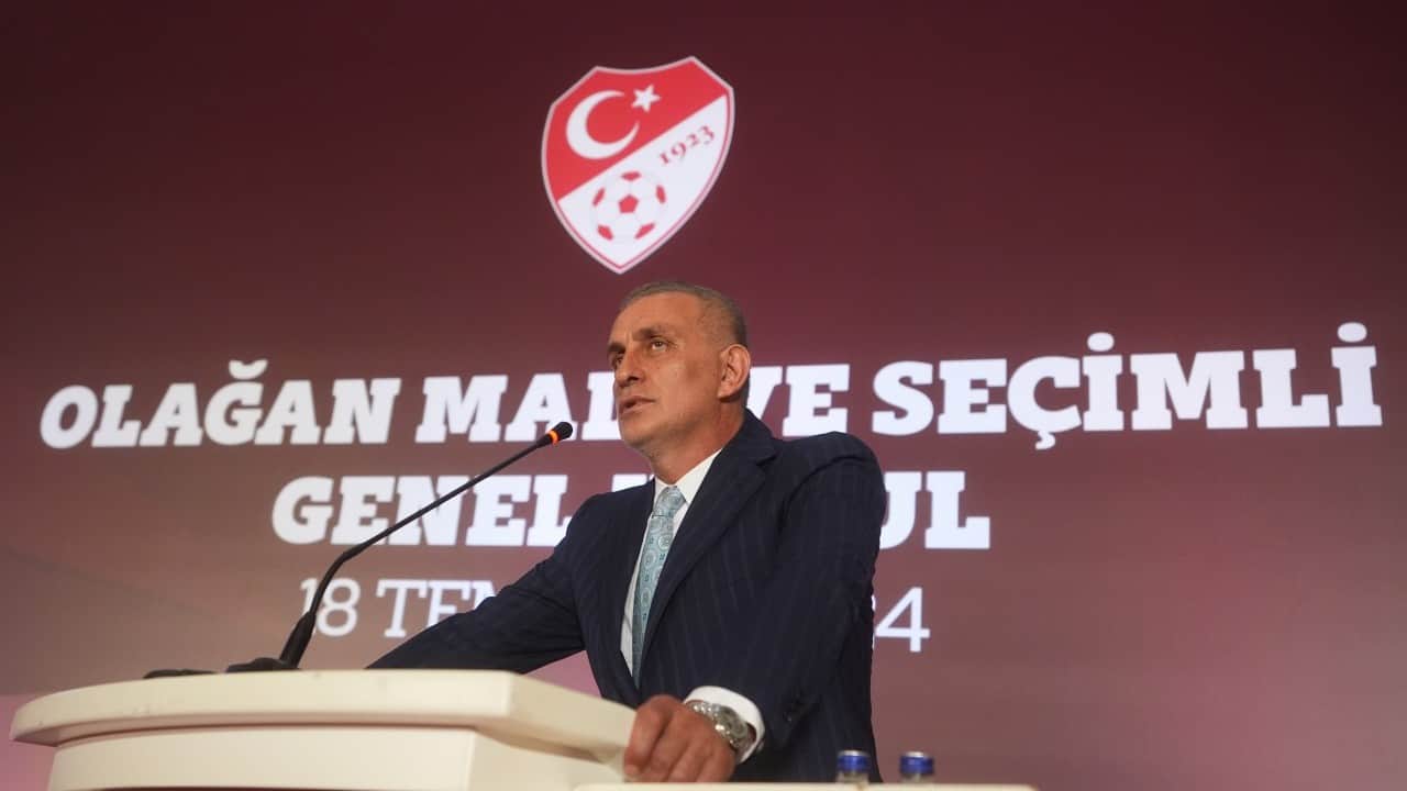 Foto - Yapay Zeka bile 'İstifa' dedi: Hacıosmanoğlu hala top dolaştırıyor