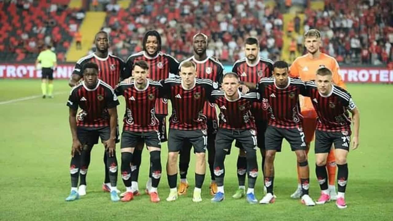Foto - Yapay zeka, Süper Lig şampiyonunu erken ilan etti: Arayı açıp fark atacak