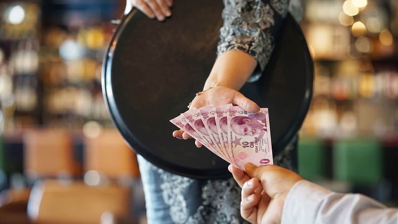 Foto - Yargıtay'dan emsal bahşiş kararı: 'Havuz sistemi' ücret kesintisi sayılmadı!