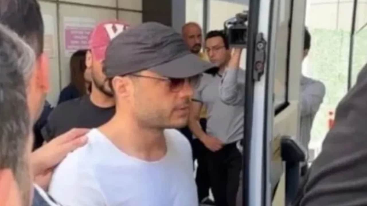 Foto - Yasaklı maddeden tutuklanan şarkıcı İlyas Yalçıntaş’ın ifadesi ortaya çıktı! Kavanozdaki kırıntıları bakın ne diye yutturmaya çalıştı