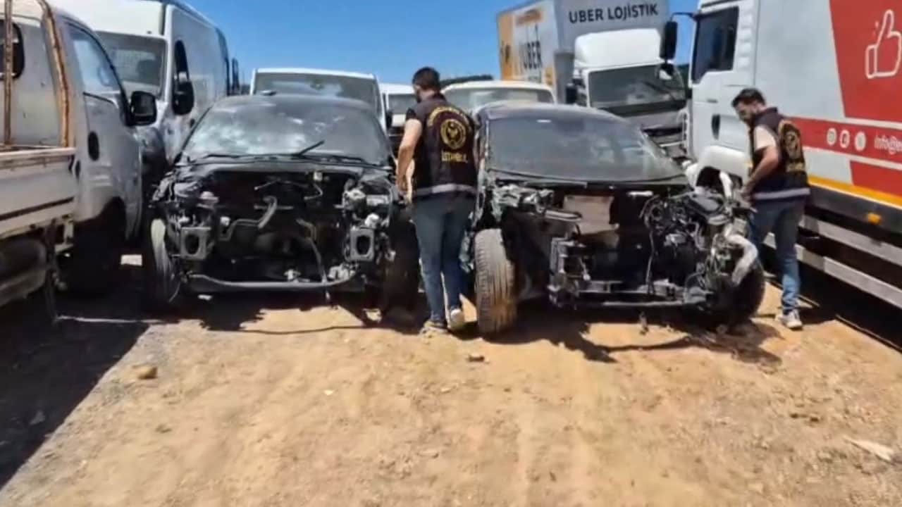 Yediemin otoparklarında 1, 5 milyar liralık vurgun: İhaleden önce parçaları söküp 10'da 1 fiyatına almışlar