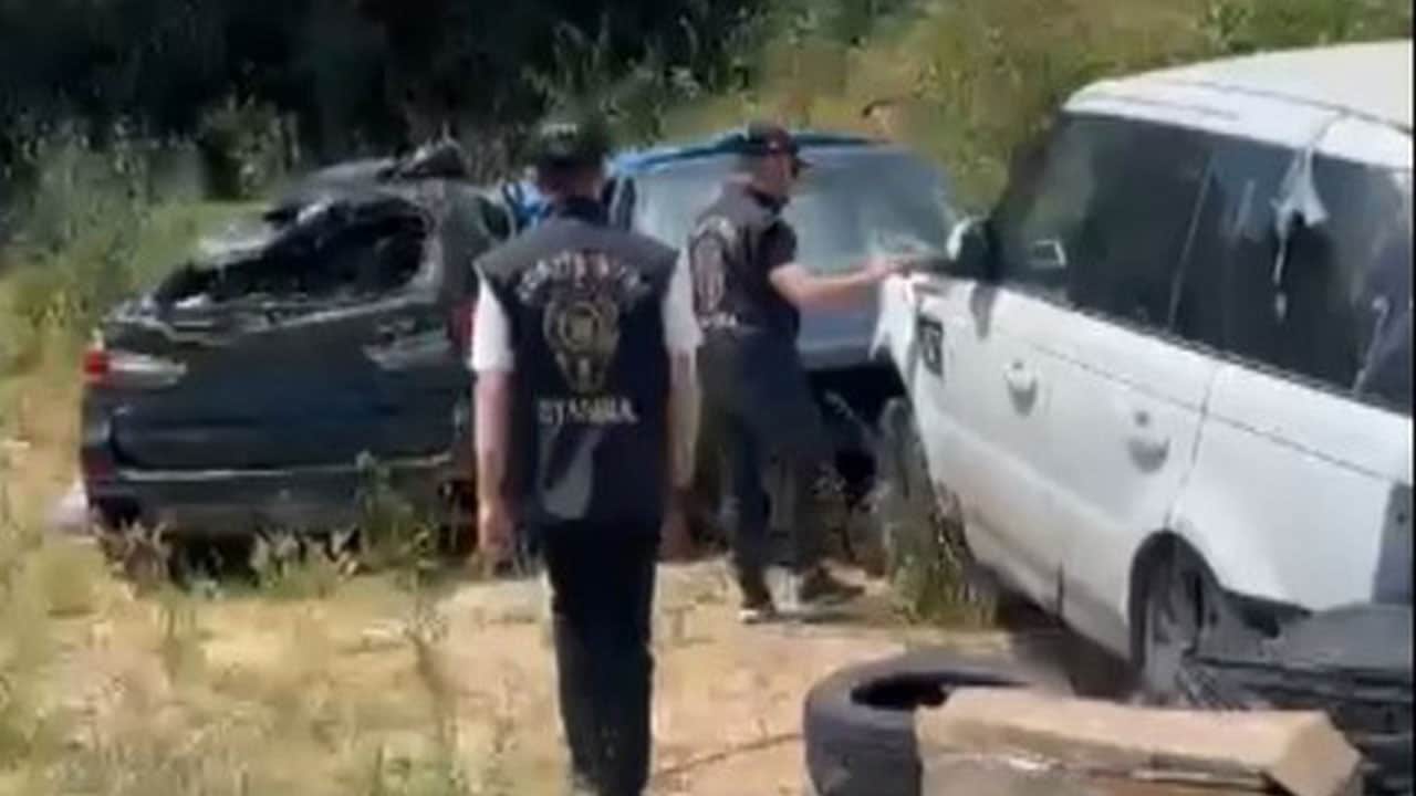 Foto - Yediemin otoparklarında 1, 5 milyar liralık vurgun: İhaleden önce parçaları söküp 10'da 1 fiyatına almışlar