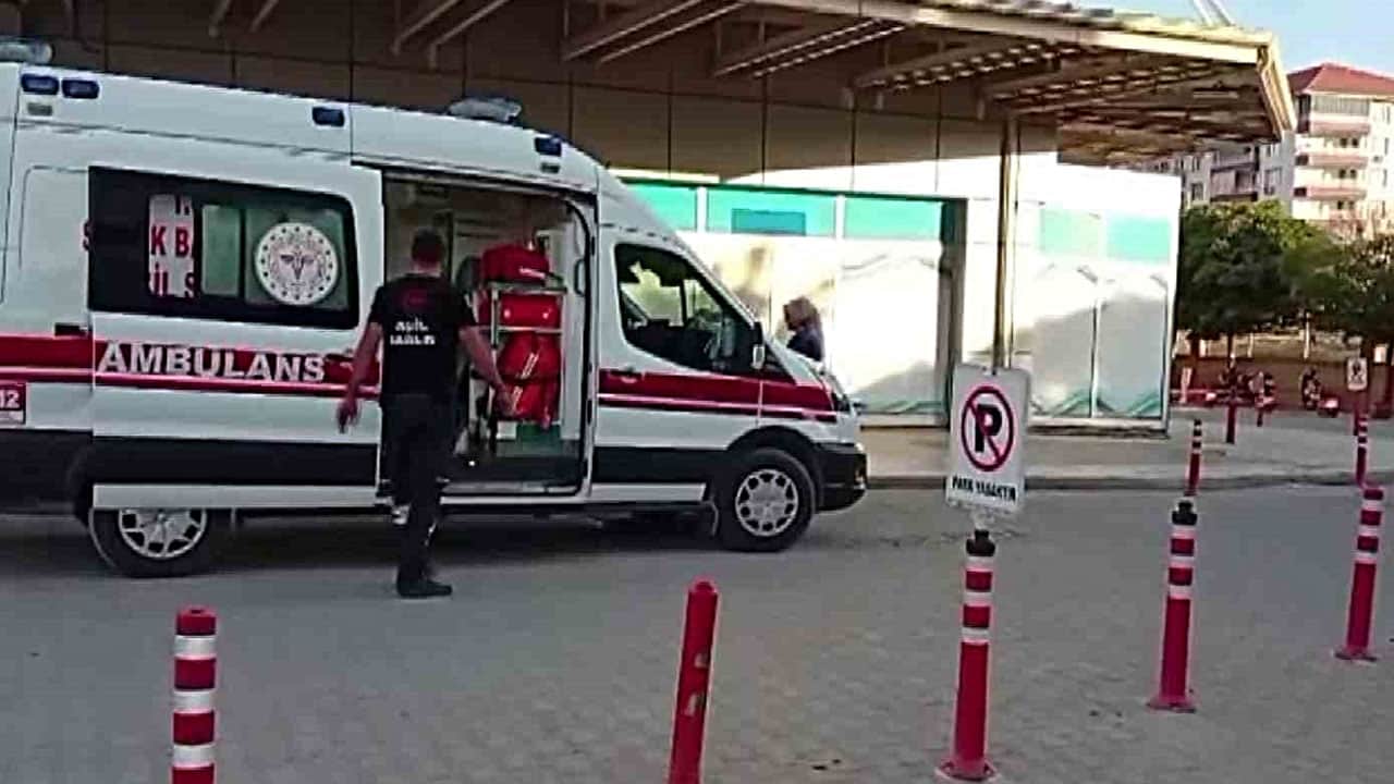 Foto - Yemek siparişi verdikleri gün şok eden hadise patlak verdi: 20 işçi yedikleri yemekten zehirlendi