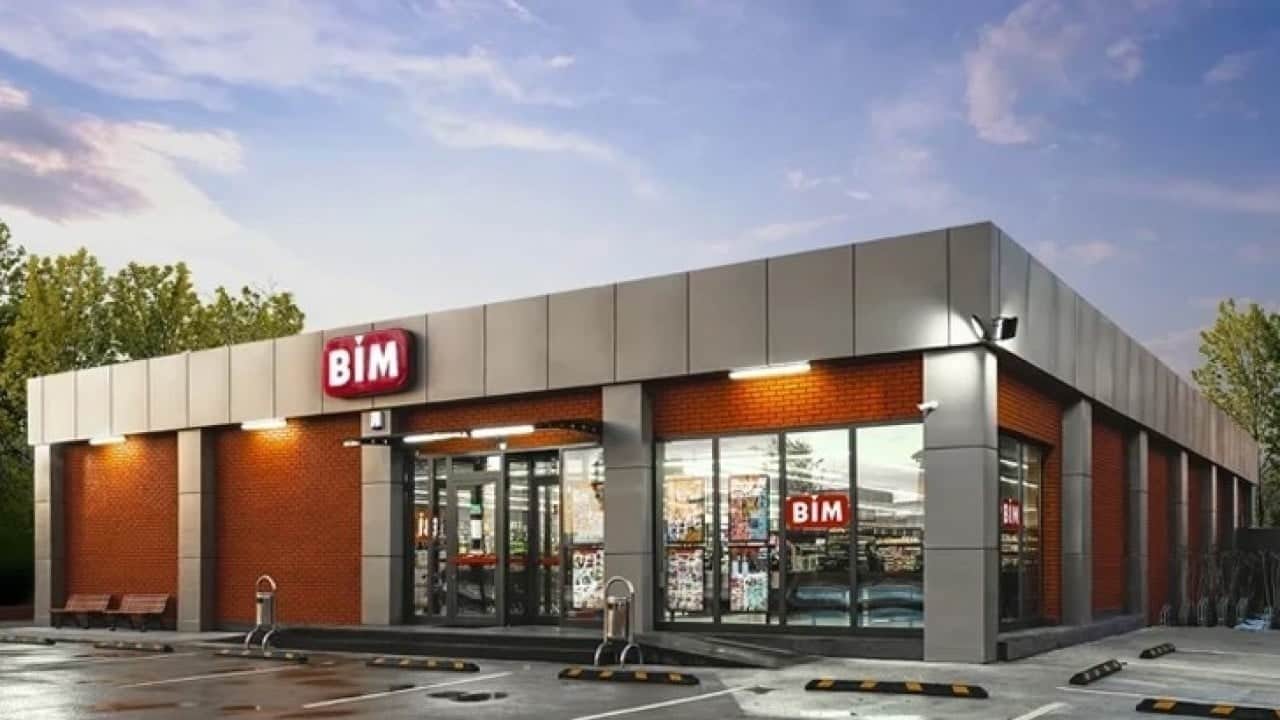 Yemek takımı, ayakkabılık, buharlı temizleme makinesi, çay makinesi geliyor! BİM 22 Eylül aktüel kataloğu yayımlandı