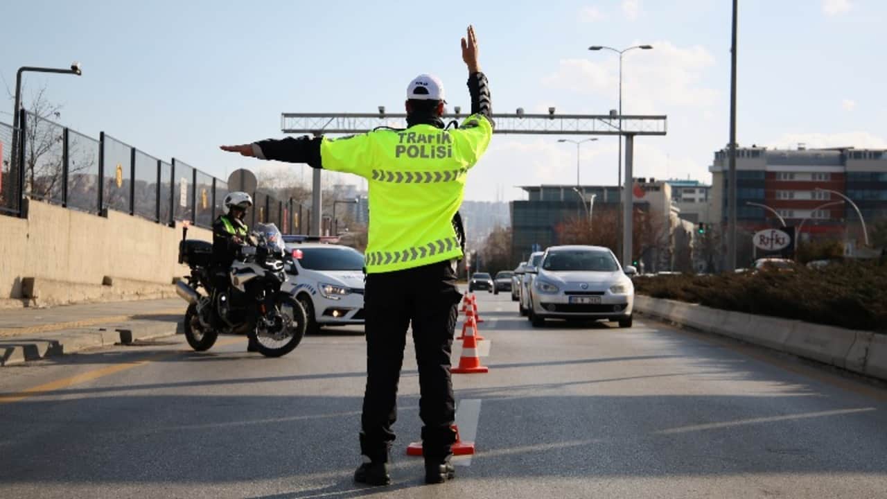 Foto - Yeni düzenleme yürürlükte! Tafik cezalarında 10 soru 10 cevap
