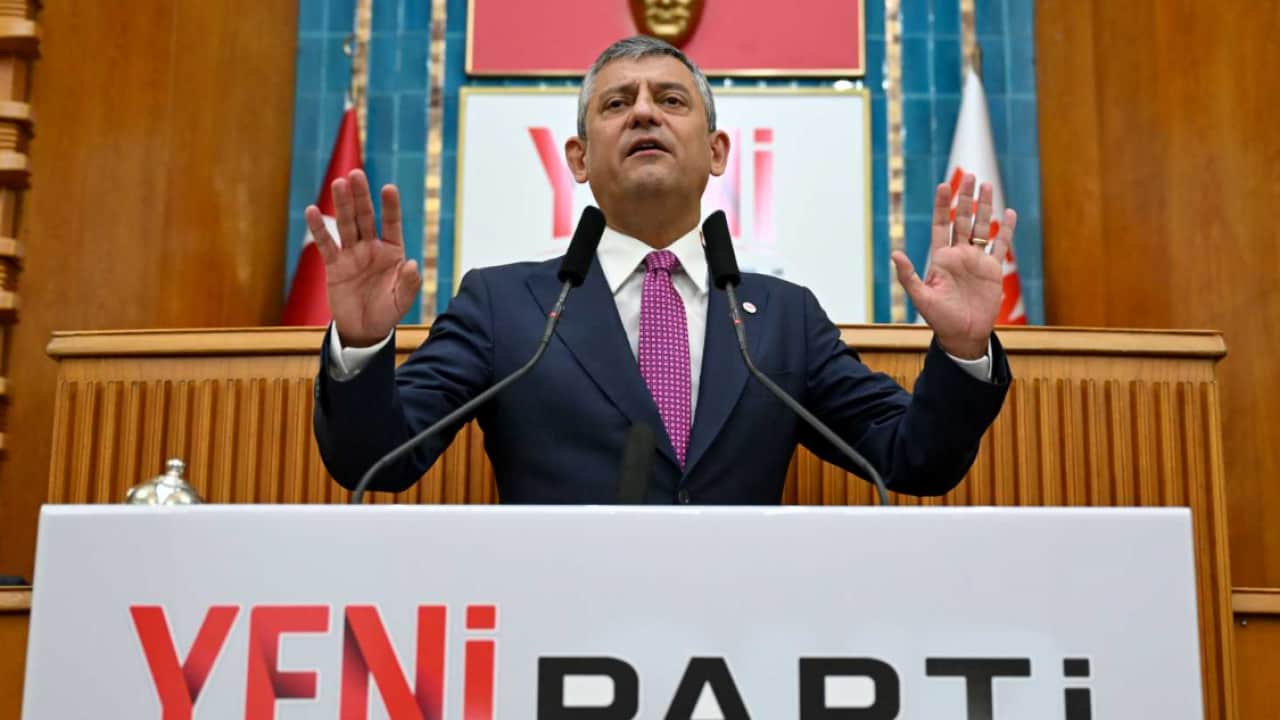 Foto - Yeni Parti’de kongre öncesi koltuk savaşı! Örgütlerde ipler gerildi