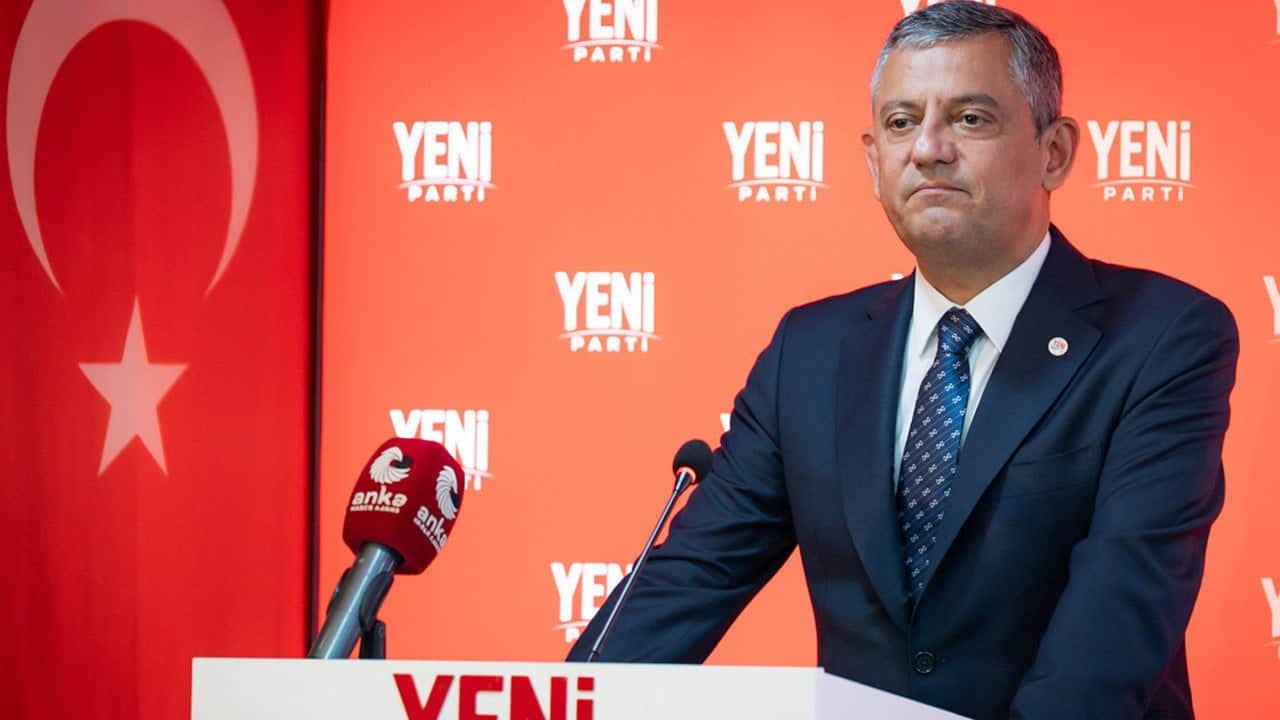 Foto - Yeni Parti’nin adı mı değişiyor? Yargıtay’dan gelen tebligat sonrası masadaki gizli isim ortaya çıktı