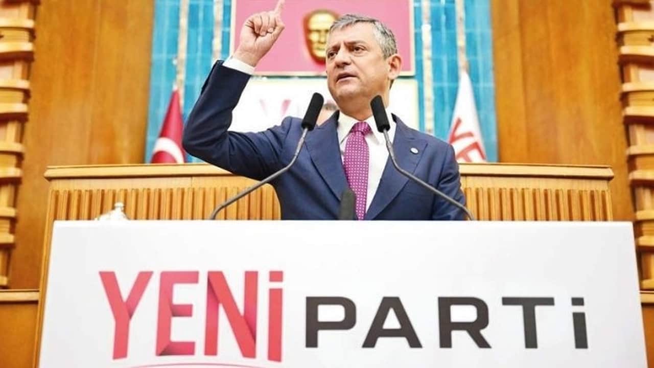 Foto - Yeni Parti’nin adı mı değişiyor? Yargıtay’dan gelen tebligat sonrası masadaki gizli isim ortaya çıktı