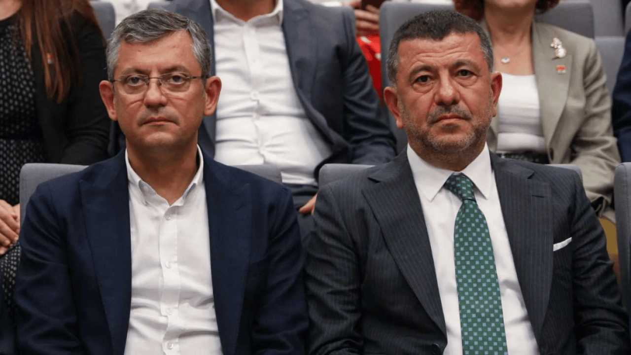 Foto - Yeni partiye tartışmalı başlangıç! Kurucular listesi gündemde: Şaibeli isimler bir arada!