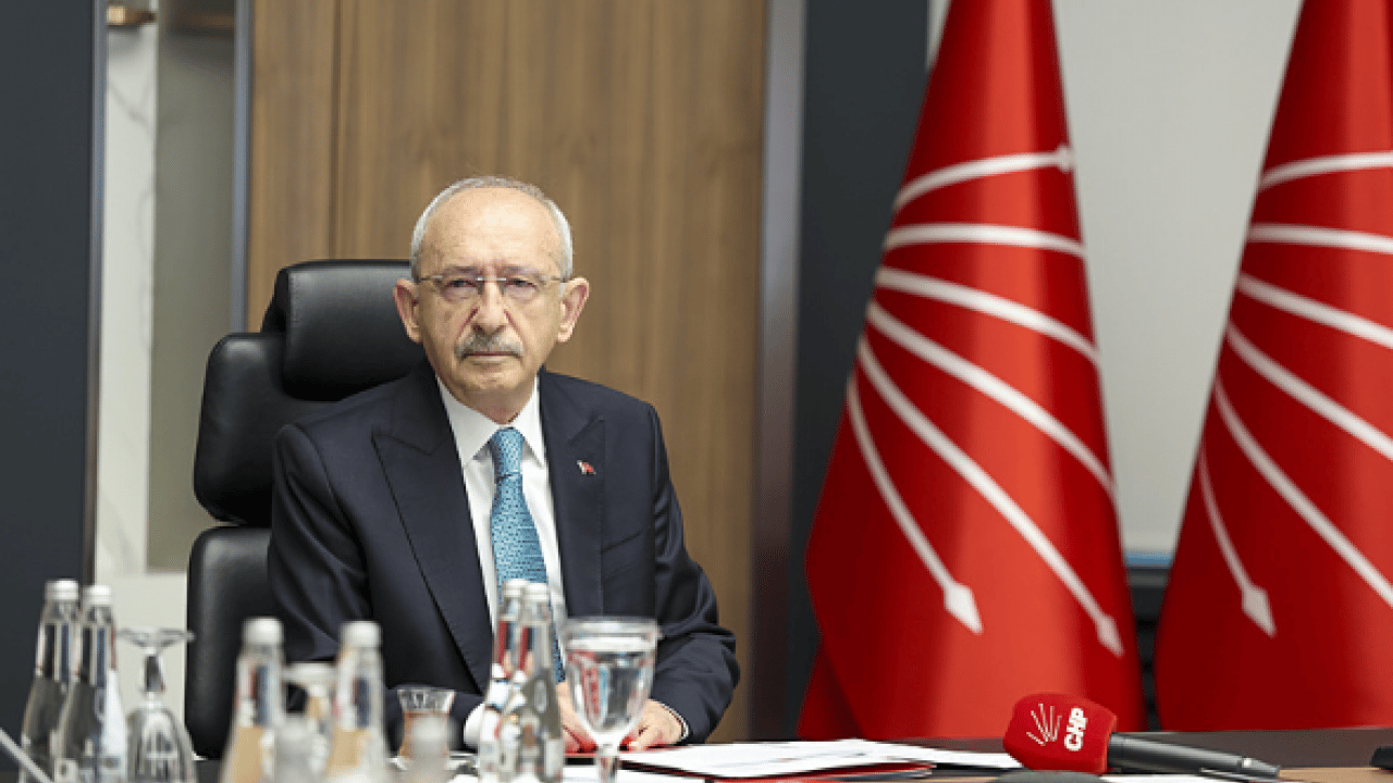 Foto - Yeni partiye tartışmalı başlangıç! Kurucular listesi gündemde: Şaibeli isimler bir arada!