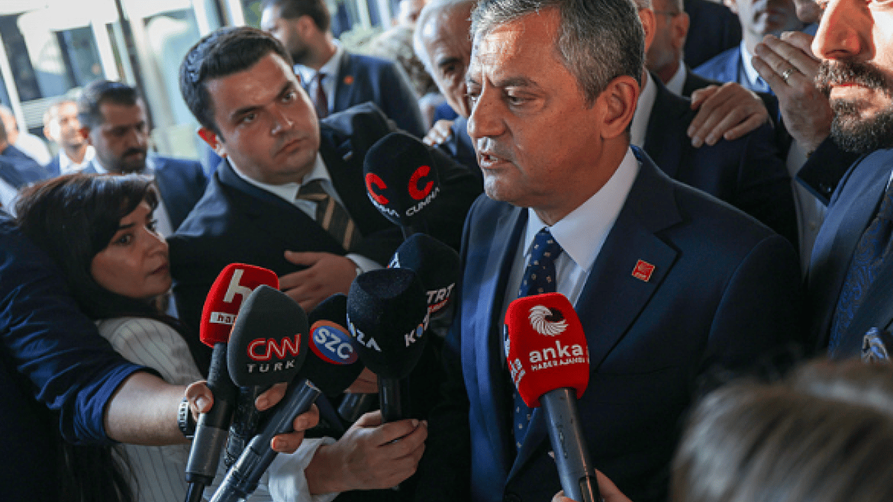 Foto - Yeni partiye tartışmalı başlangıç! Kurucular listesi gündemde: Şaibeli isimler bir arada!