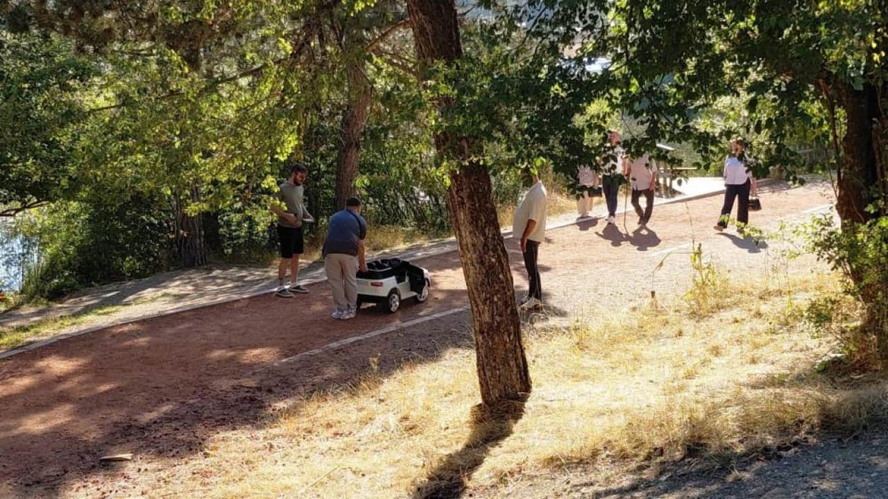 Foto - Yerli yabancı turistler doldurdu Abant, hafta sonu ziyaretçi akının uğradı