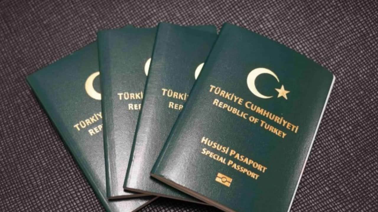 Yeşil pasaport bekleyenlere müjde! 3 meslek grubu daha ekleniyor