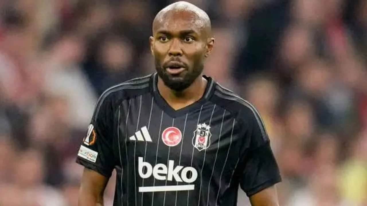 Foto - Yıldızları söndü ortada kaldılar: 24 önemli futbolcu kulüp arıyor!