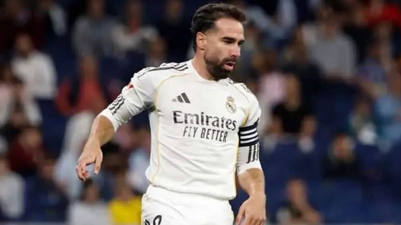 Foto - Yıldızları söndü ortada kaldılar: 24 önemli futbolcu kulüp arıyor!