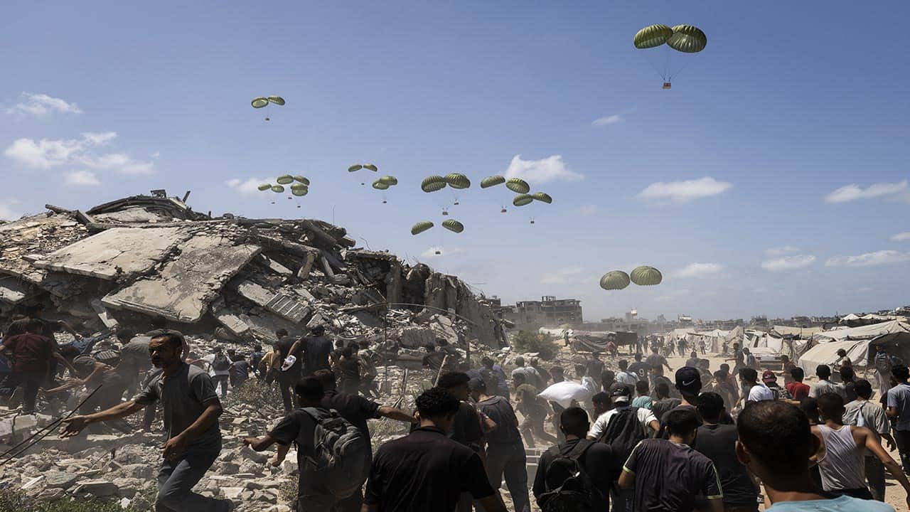 Foto - Yılın acı fotoğrafları! Gazze’deki sistematik silah açlık