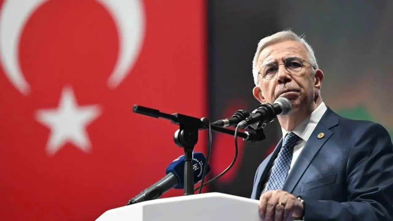 Foto - Yine başladı çatısızların ‘çatı aday’ muhabbetleri: Özgür Özel ismine o partiden çizik