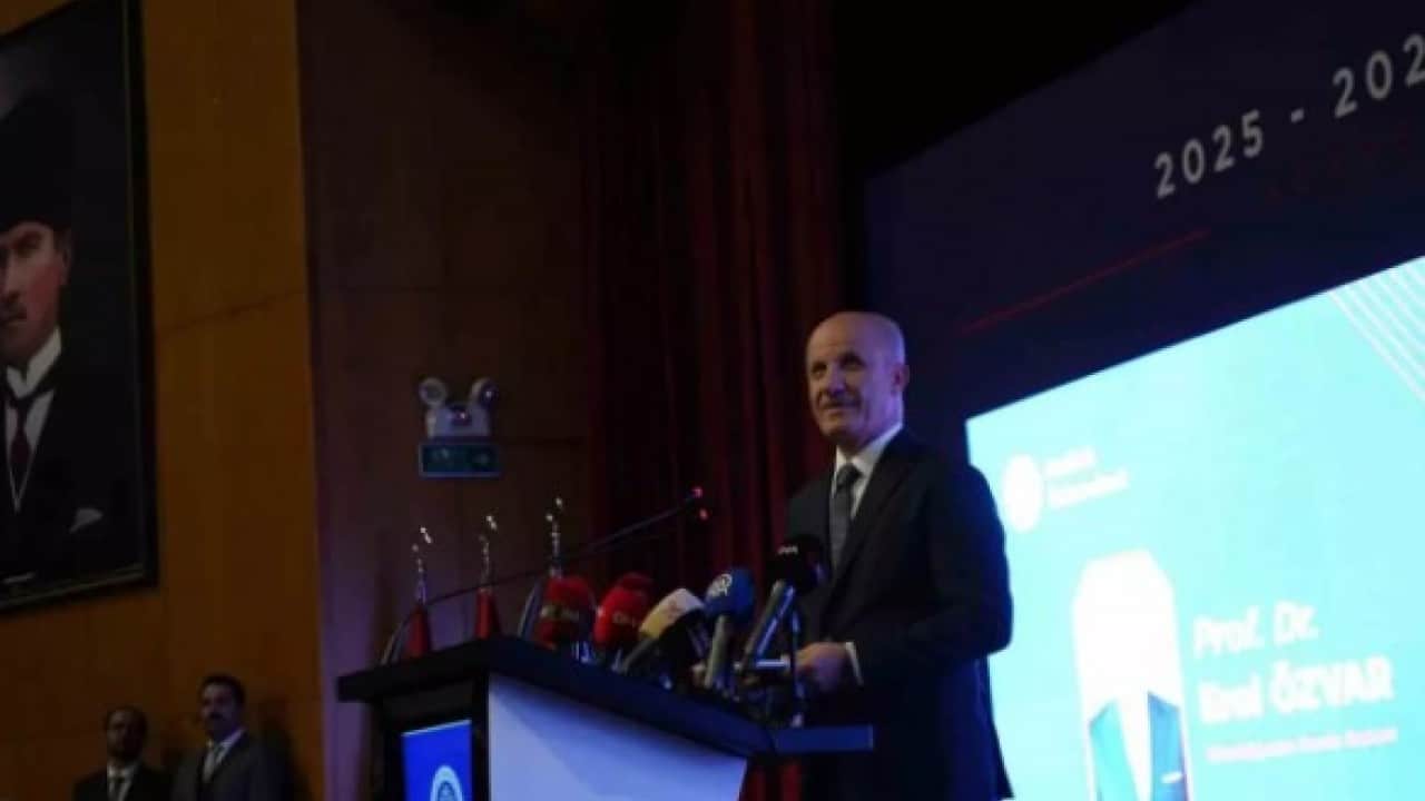 Foto - Yök başkanı duyurdu: Bunu yapan üniversiteyi erken bitirecek!