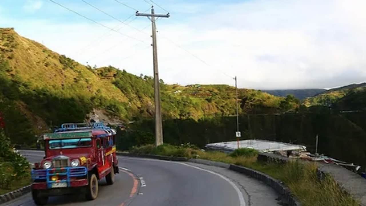 Foto - Yok böyle bir yol: 2.255 metrede nefes kesen yolculuk! Tırmanan bir daha geri dönmek istemiyor: 