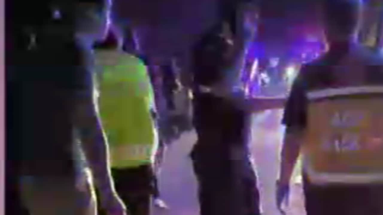 Foto - Yolcu otobüsü yoldan çıktı: Çok sayıda yaralı var!
