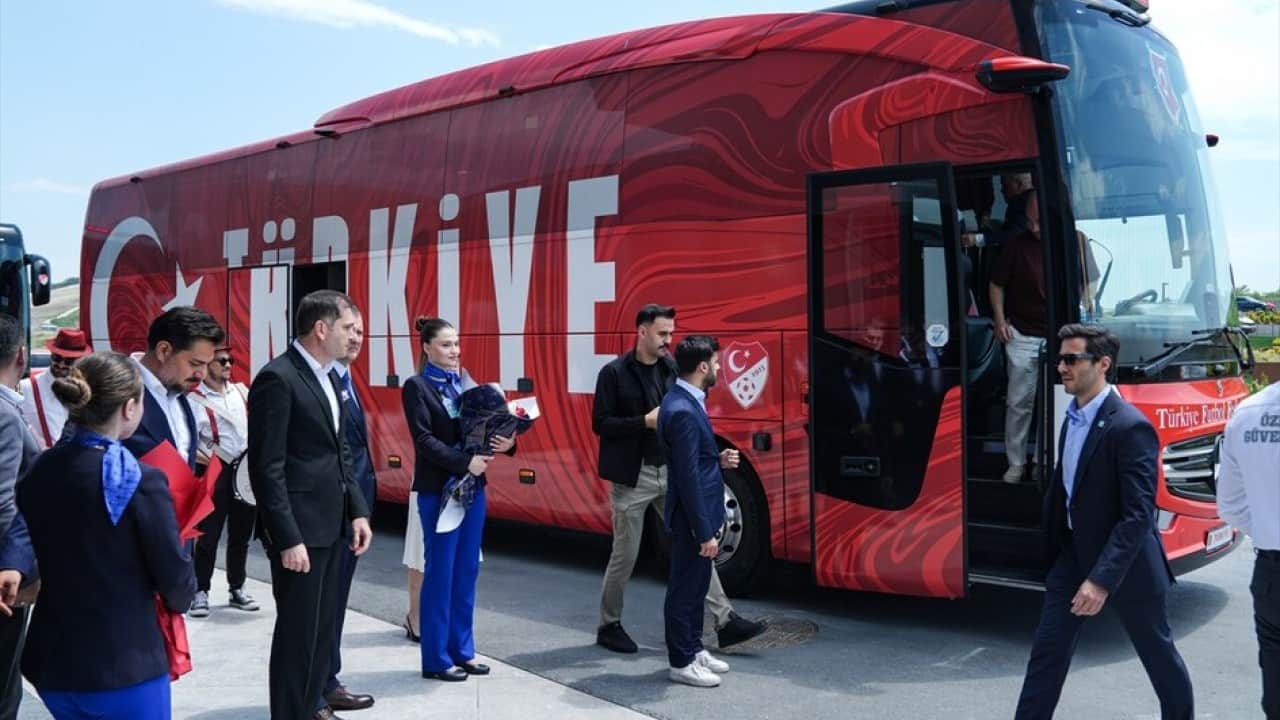 Foto - Yolunuz açık olsun! Bizim Çocuklar Dünya Kupası için ABD’ye gitti