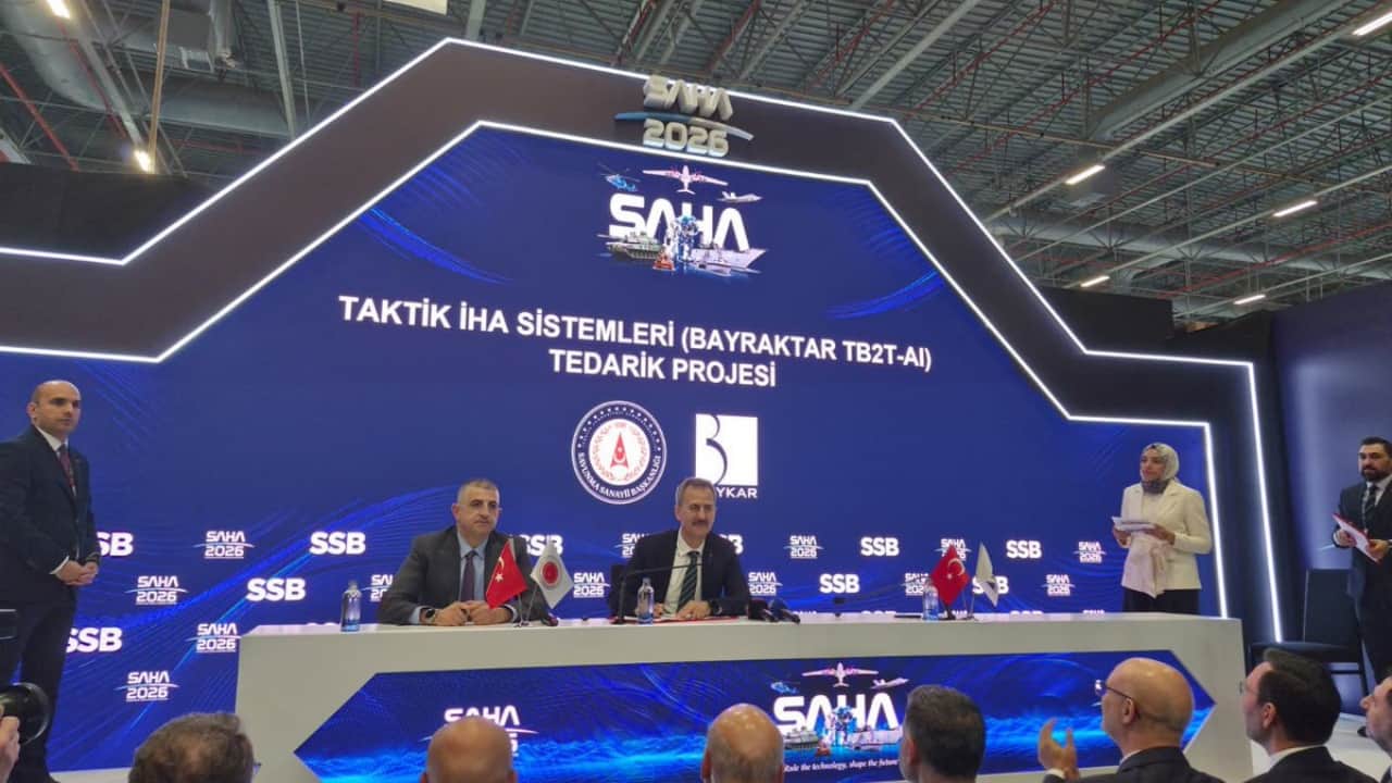 Foto - Yönünü kendi buluyor, pistleri tanıyor! Bayraktar yine yaptı yapacağını