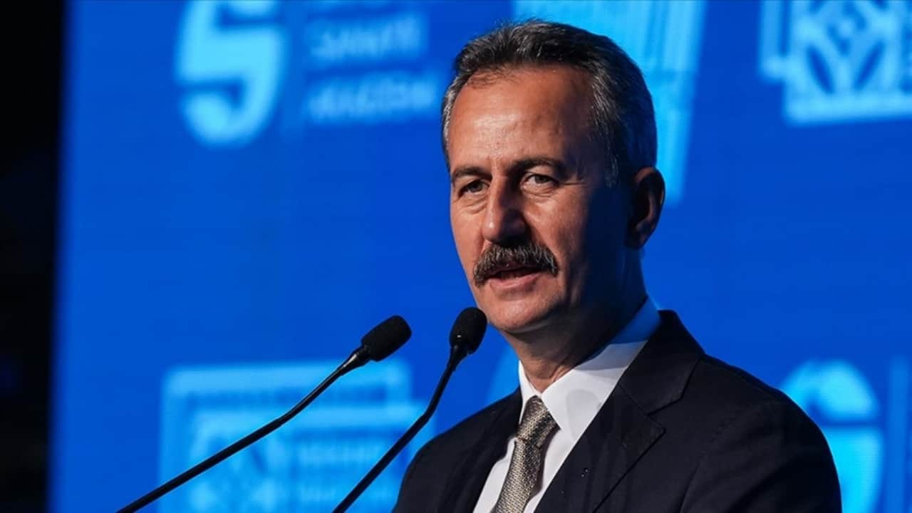 Foto - Yönünü kendi buluyor, pistleri tanıyor! Bayraktar yine yaptı yapacağını