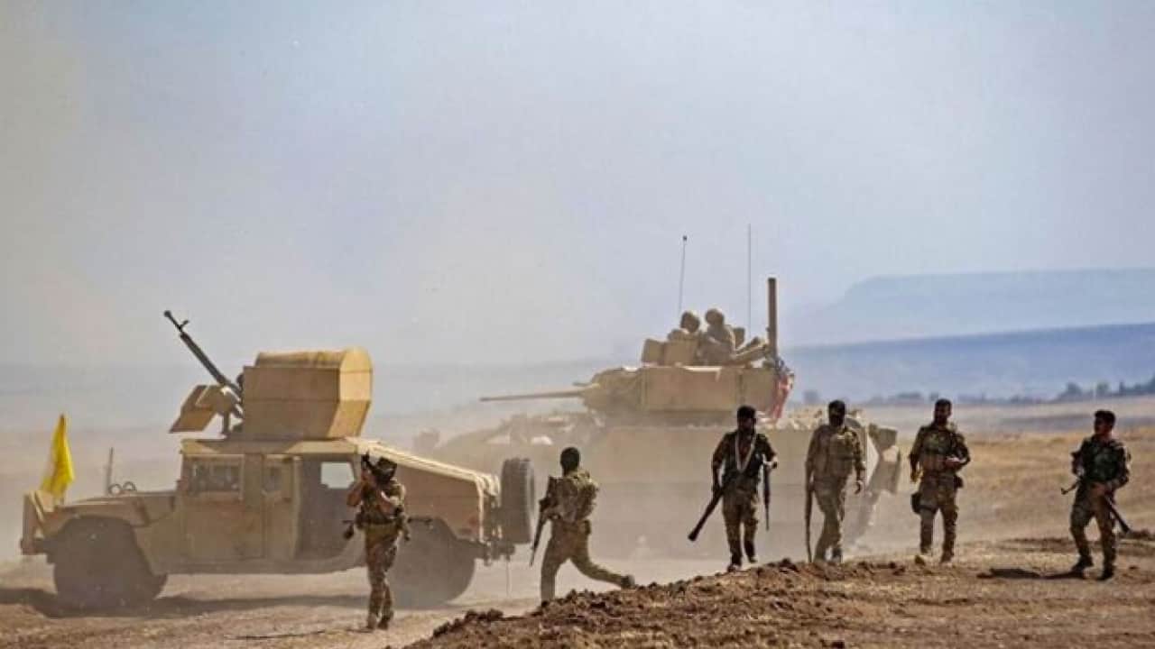 Foto - YPG silah bırakıp kendini feshetti! Dünya basını: Bölgede taşlar yerinden oynayacak