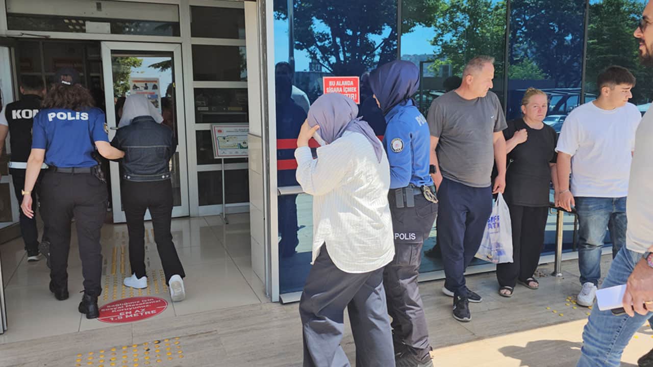 Foto - Yüklü miktarda parayla enselendi! Utanmaz doktorun cinayet tarifesi...