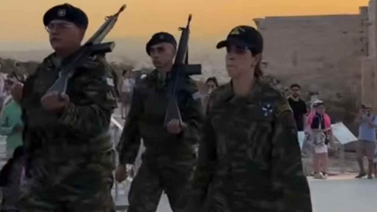Foto - Yunanistan'ı sarsan anlar: Dünyaya rezil olduk