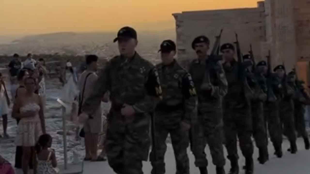 Foto - Yunanistan'ı sarsan anlar: Dünyaya rezil olduk