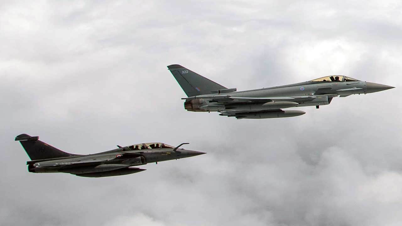 Foto - Yunanistan'ın gözü Eurofighter üzerinde! Rafale mi, Eurofighter mı? Yunan pilotlar daha iyiymiş(!)