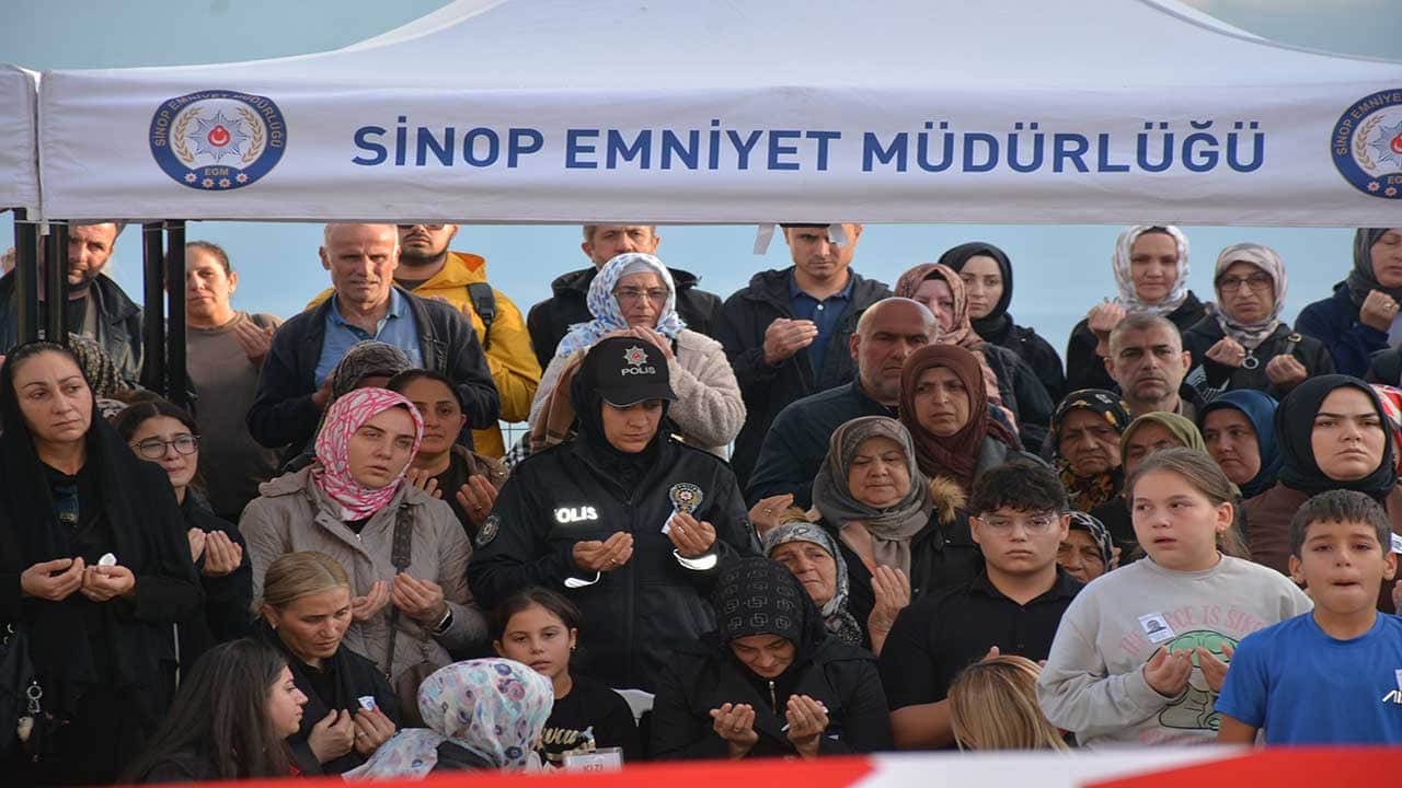 Foto - Yürekleri dağlayan felaket! Tekne faciasında şehit olan gazi polisin vedası gözyaşlarına boğdu