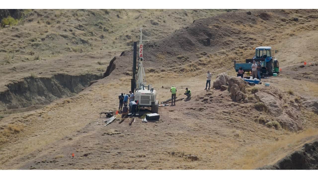 Foto - Yüzyıllık sırda ilk defa derinlere inildi! Nuh’un Gemisi sanılan o yapının altından bakın ne fışkırdı? Radardaki şoke eden anomaliler dünyayı sallayacak