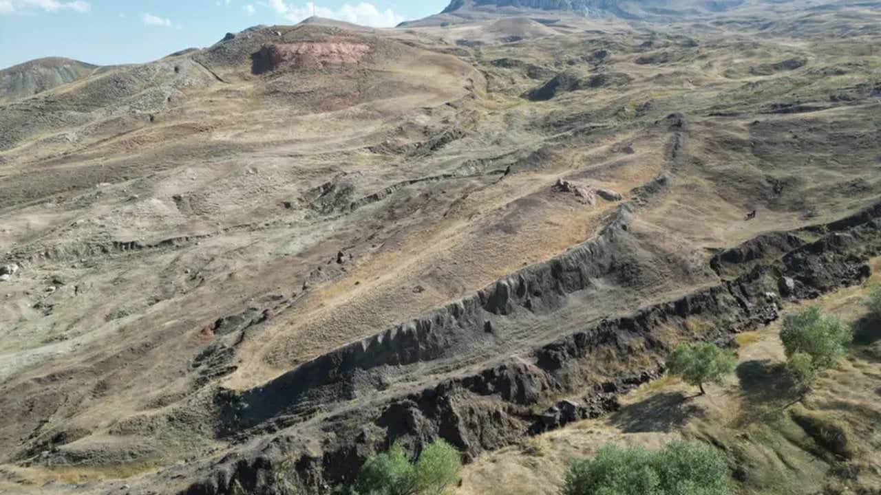 Foto - Yüzyıllık sırda ilk defa derinlere inildi! Nuh’un Gemisi sanılan o yapının altından bakın ne fışkırdı? Radardaki şoke eden anomaliler dünyayı sallayacak