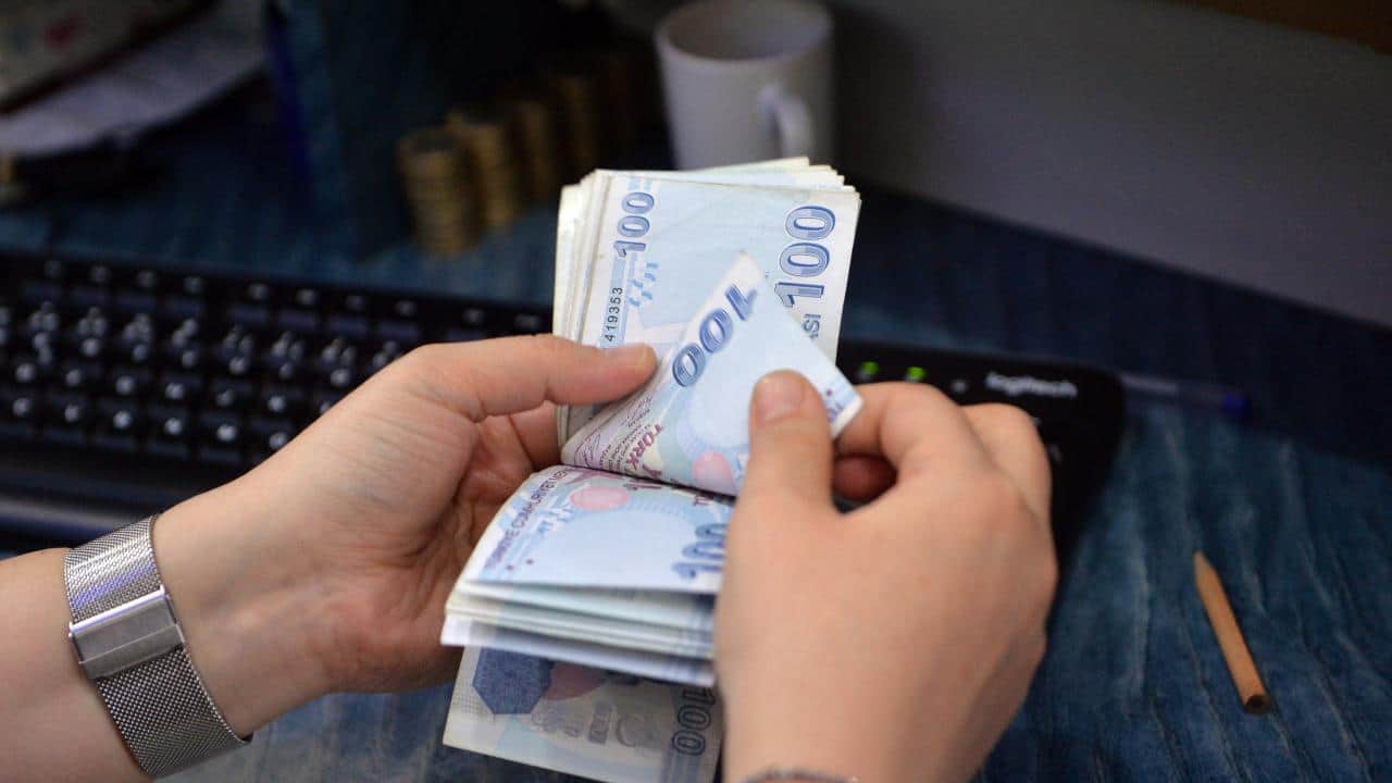 Foto - Zam için yeni hesaplama: En düşük emekli maaşı 26 bin TL’yi aşabilir!