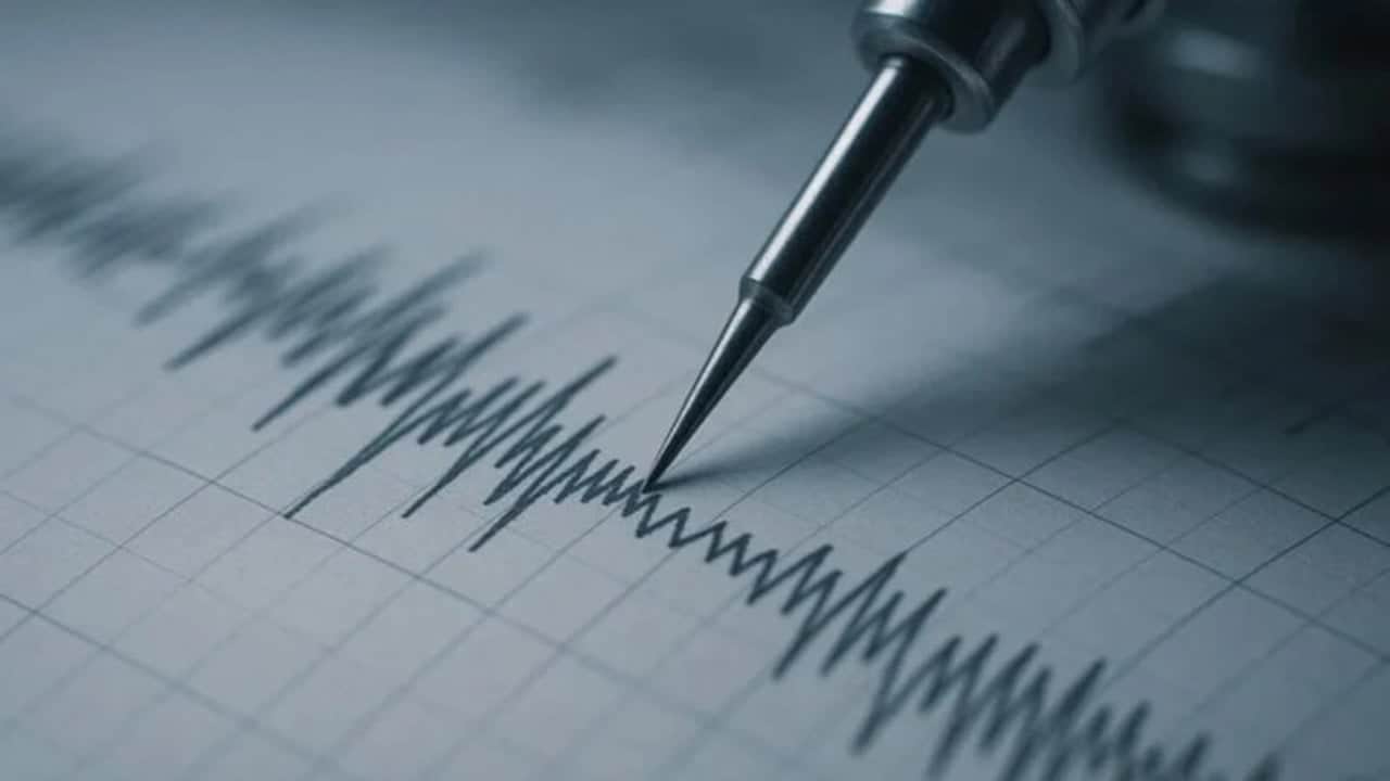 Foto - Zangır zangır sallandı! 6 büyüklüğünde deprem