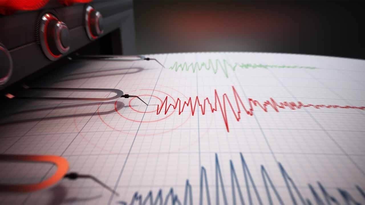 Çevre bölgelerde de hissedildi Sivas’ta 3,4'lük deprem