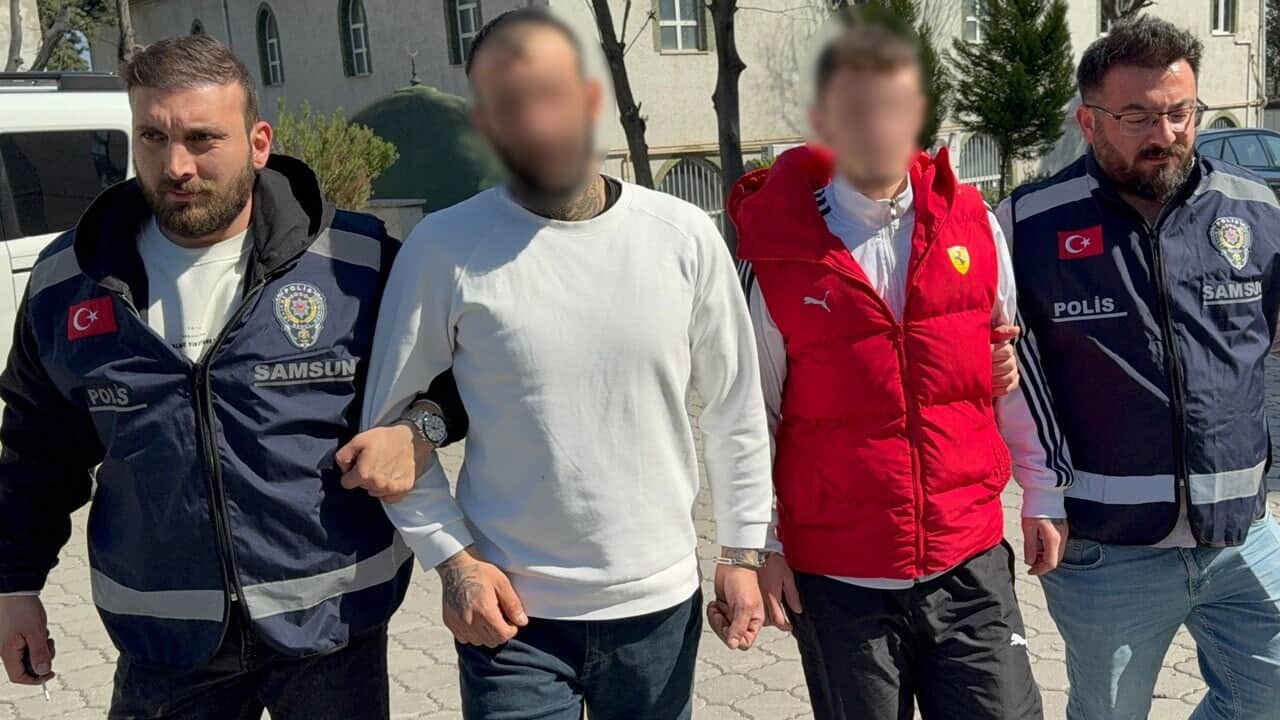 ‘Niye gözlüğünün altından baktın' diye pompalı tüfekle vurdular